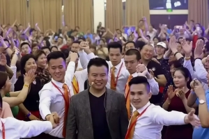 7年狂捞3.8亿，成功学大师杨涛鸣彻底凉凉，无期+倾家荡产