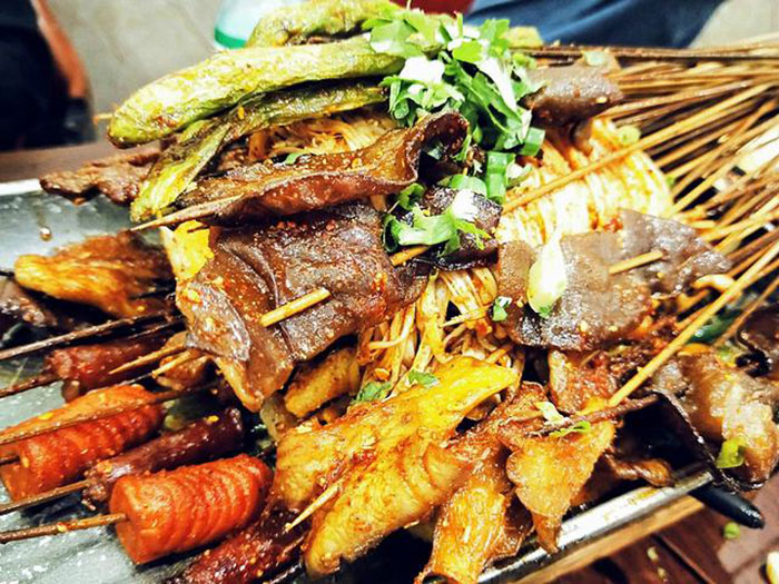 特色油炸串串香小吃技术配方教程大全街边摆摊小吃技术教程